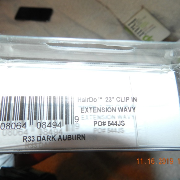 NWT HairDo Jessica Simpson 23" Wavy Extensions - Picture 2 of 7